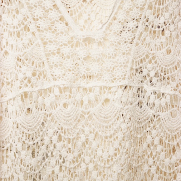 ๐ Beautiful Crochet Scalloped Lace Bikini Cover - Picture 13 of 16